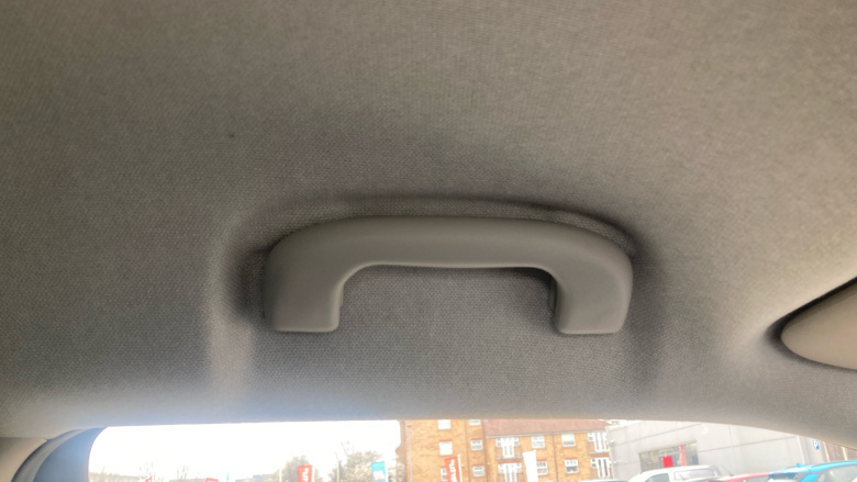 Citroen C3 Aircross 1.2 PureTech 110 Shine 5dr Petrol Hatchback